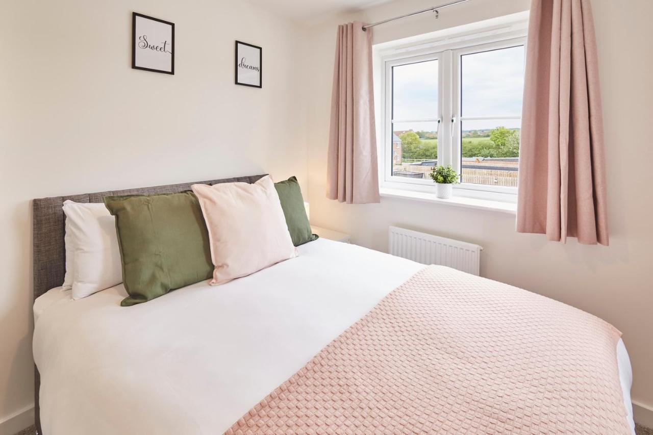 Host & Stay - Cayton Bay Cottage Bagian luar foto